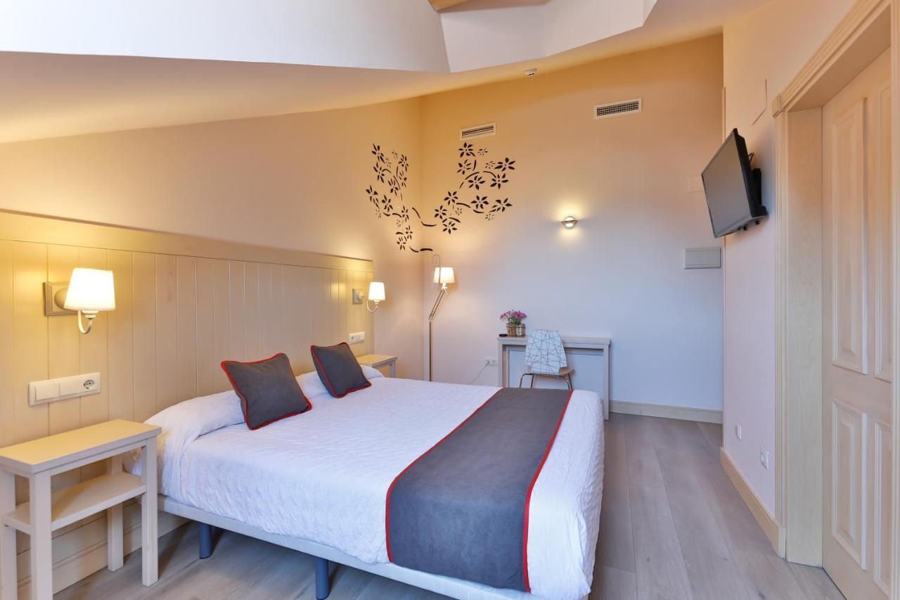 Hostal La Chata By Vivere Stays San Ildefonso Εξωτερικό φωτογραφία