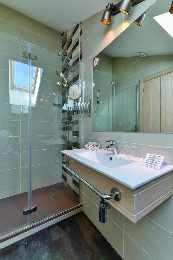 Hostal La Chata By Vivere Stays San Ildefonso Εξωτερικό φωτογραφία